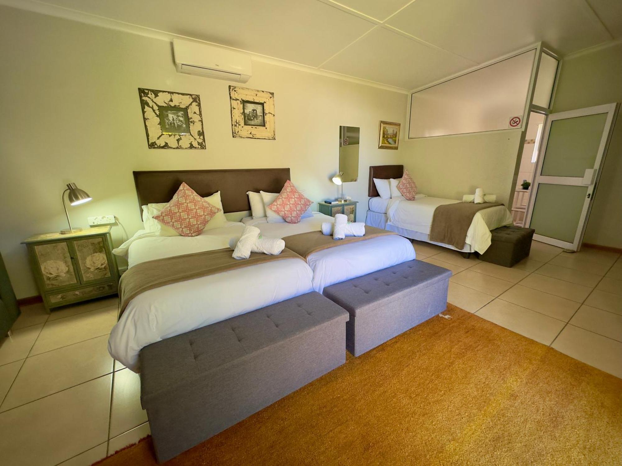 Kliprand Guest House 스프링복 외부 사진